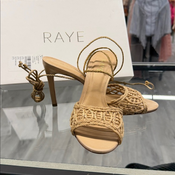 RAYE Paulo Heel in Natural - Picture 5 of 8
